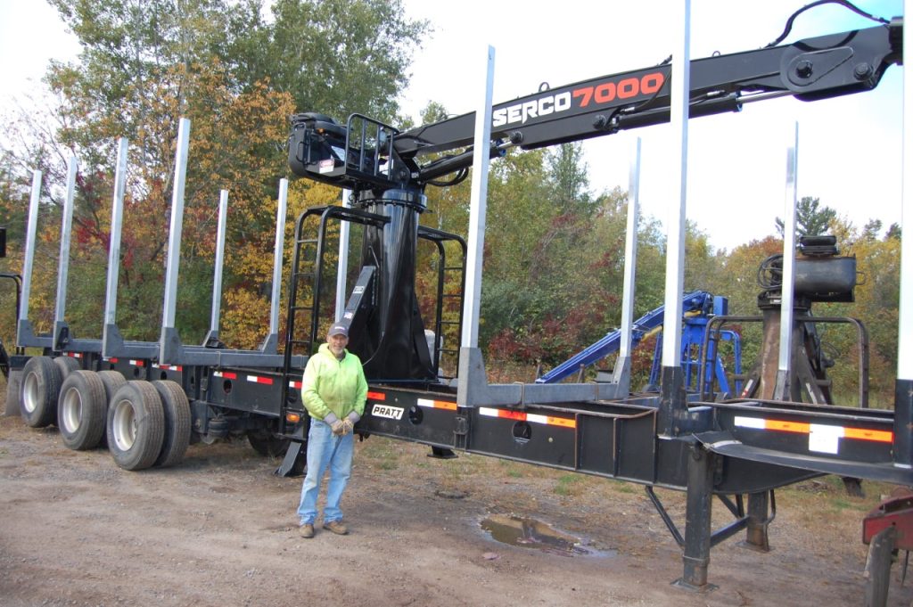 Kriete Truck Center - Tomahawk customer Kerry Hansen takes delivery of a new Serco 7000