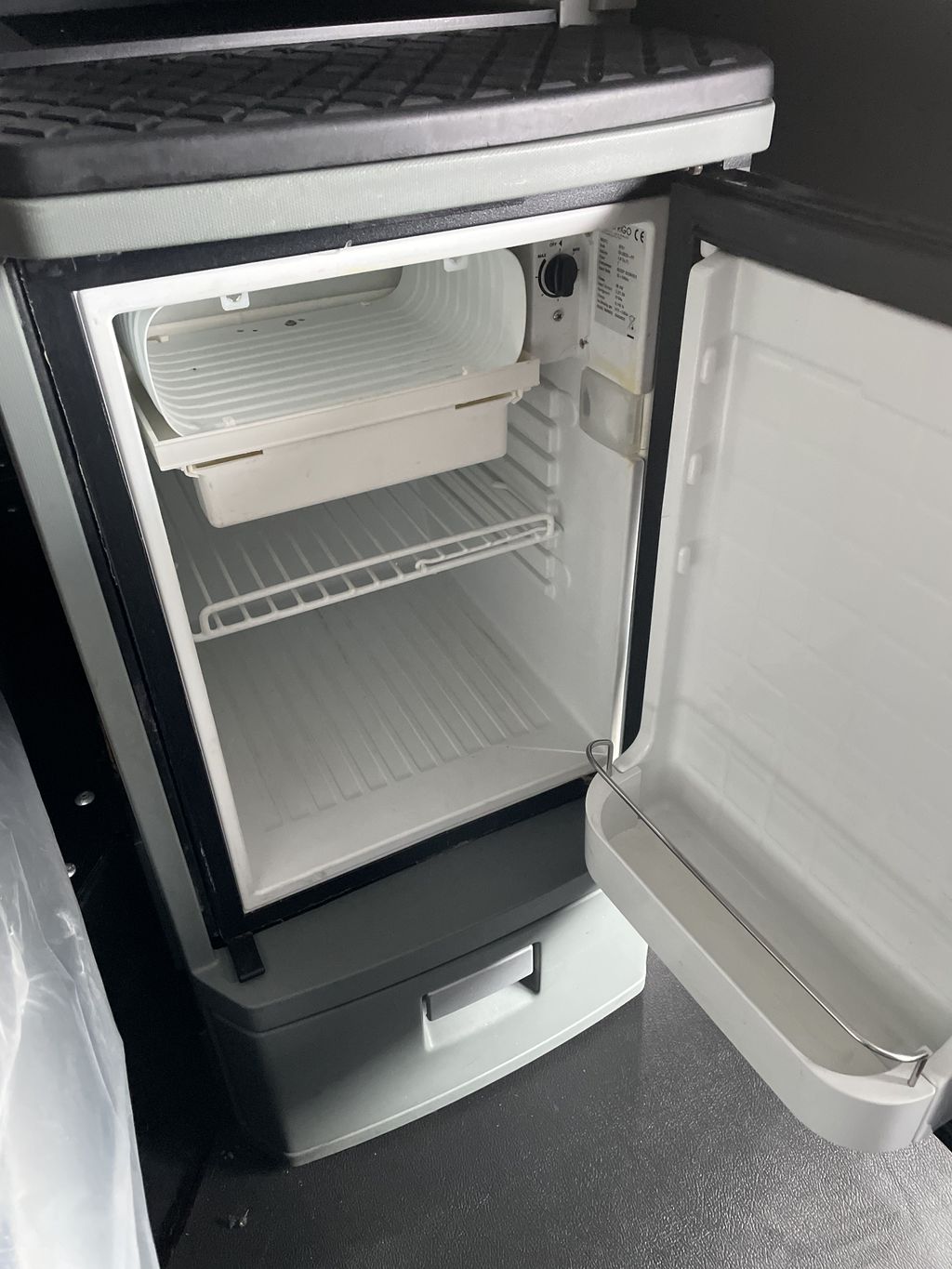 card maestro fridge