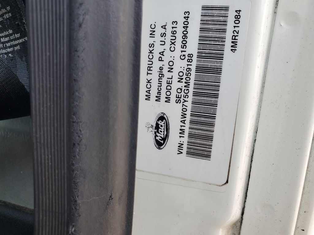 2016 MACK CXU613 heavymedium-duty-trucks-used-2016-mack-cxu613-1485740-vin-tag-photo-Image