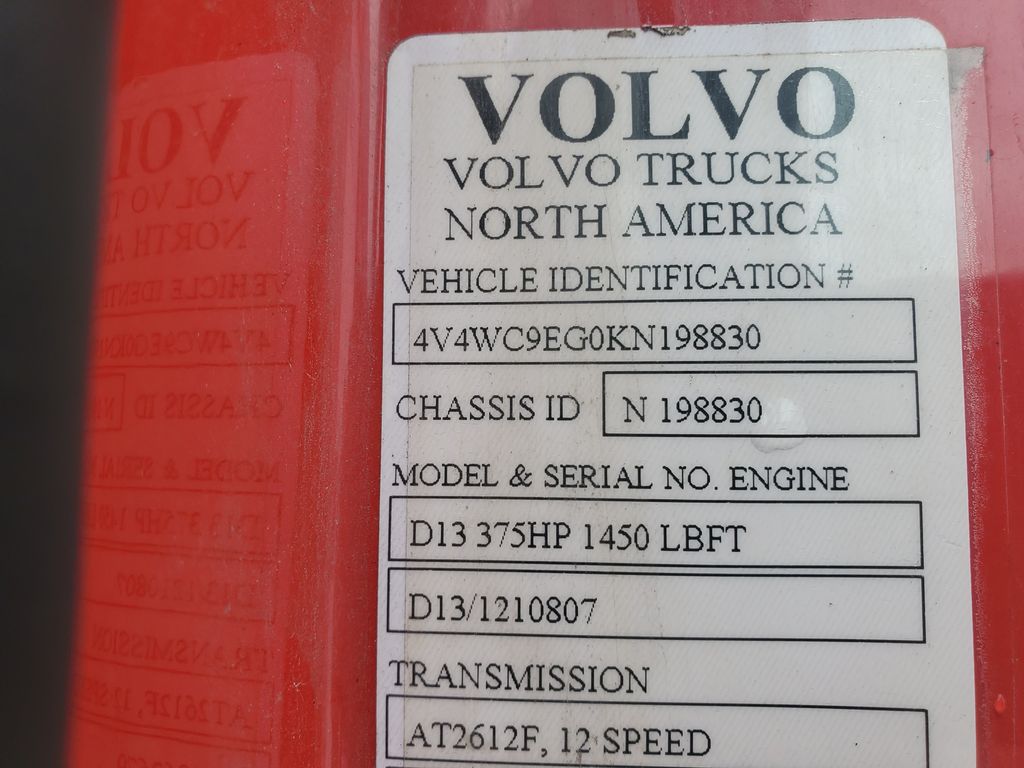 2019 VOLVO VNR64T300 heavymedium-duty-trucks-used-2019-volvo-vnr64t300-1417664-vin-tag-photo-Image