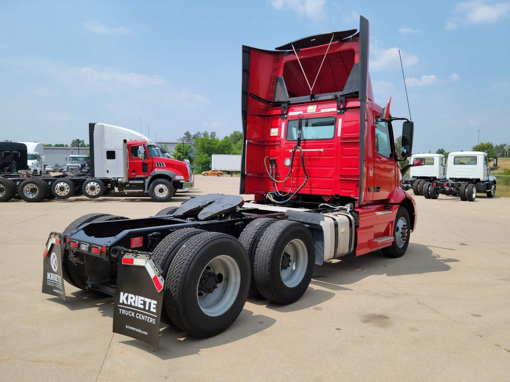 Volvo FMX 540 6×4 tractor Day cab '2013–20