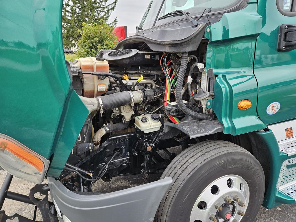 2019 FREIGHTLINER CASCADIA 113 FR4416U - Kriete Truck Centers