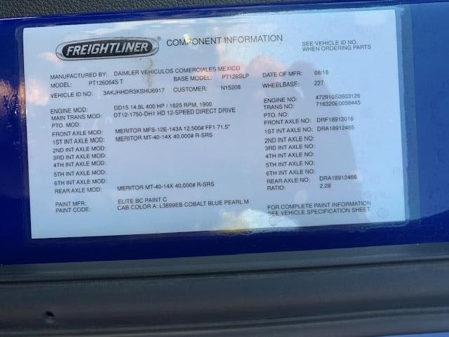 2019 FREIGHTLINER CASCADIA 126 heavymedium-duty-trucks-used-2019-freightliner-cascadia-126-1543320-vin-tag-photo-Image