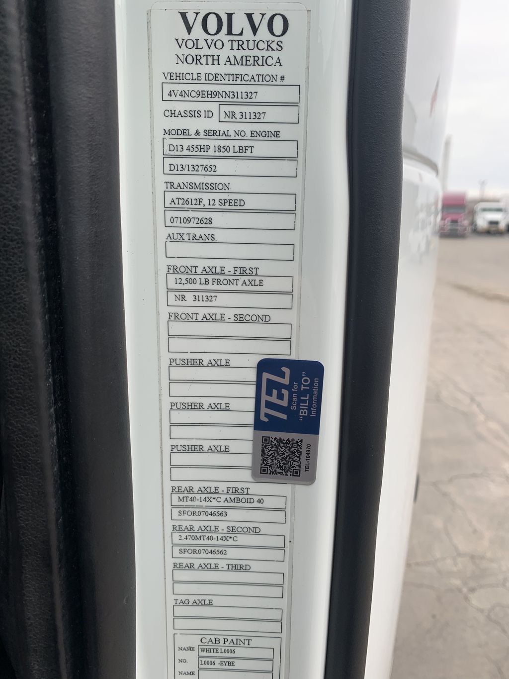 2022 VOLVO VNL64T860 heavymedium-duty-trucks-used-2022-volvo-vnl64t860-1717089-vin-tag-photo-Image