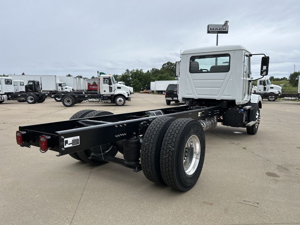 2024 MACK MD742 MMD074746 - image 5 of 6