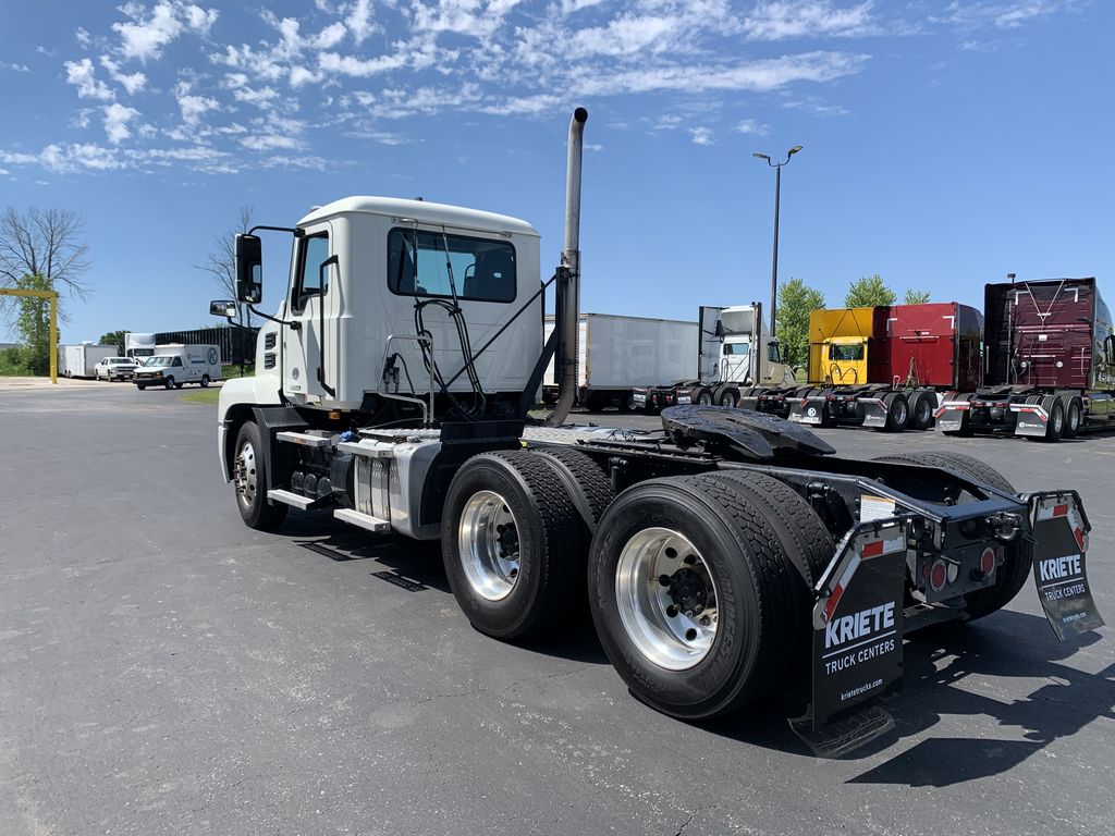 2023 MACK AN64T MAC31438U - image 3 of 6