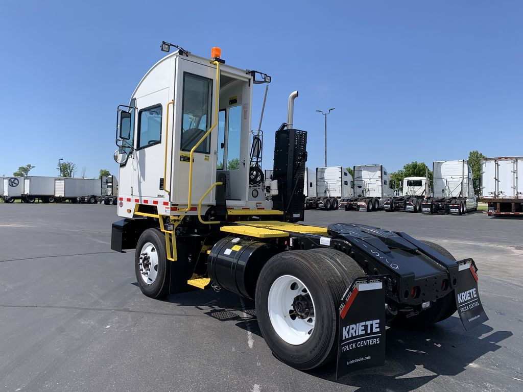 2023 AUTOCAR ACTT 4X2 AC247164 - image 3 of 6