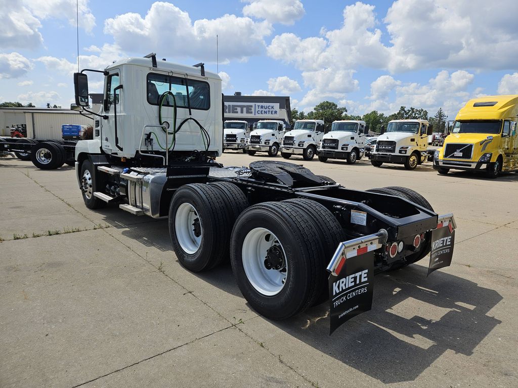 2024 MACK AN64T DC AN047793 - image 3 of 6