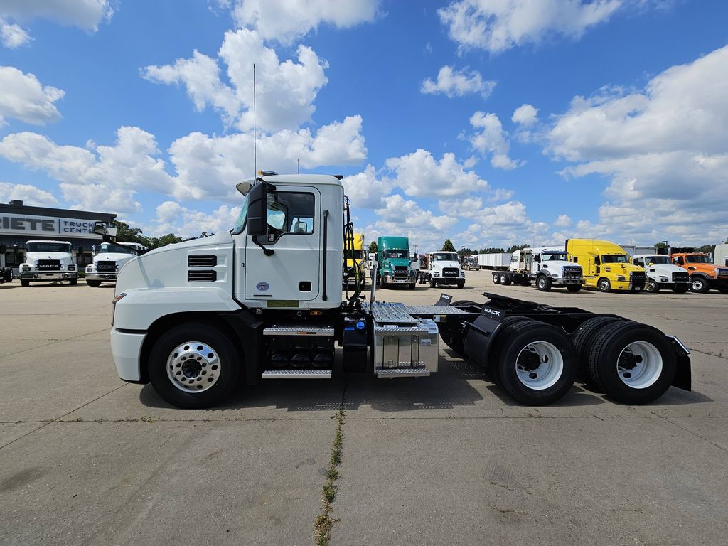 2024 MACK AN64T DC AN047793 - image 2 of 6