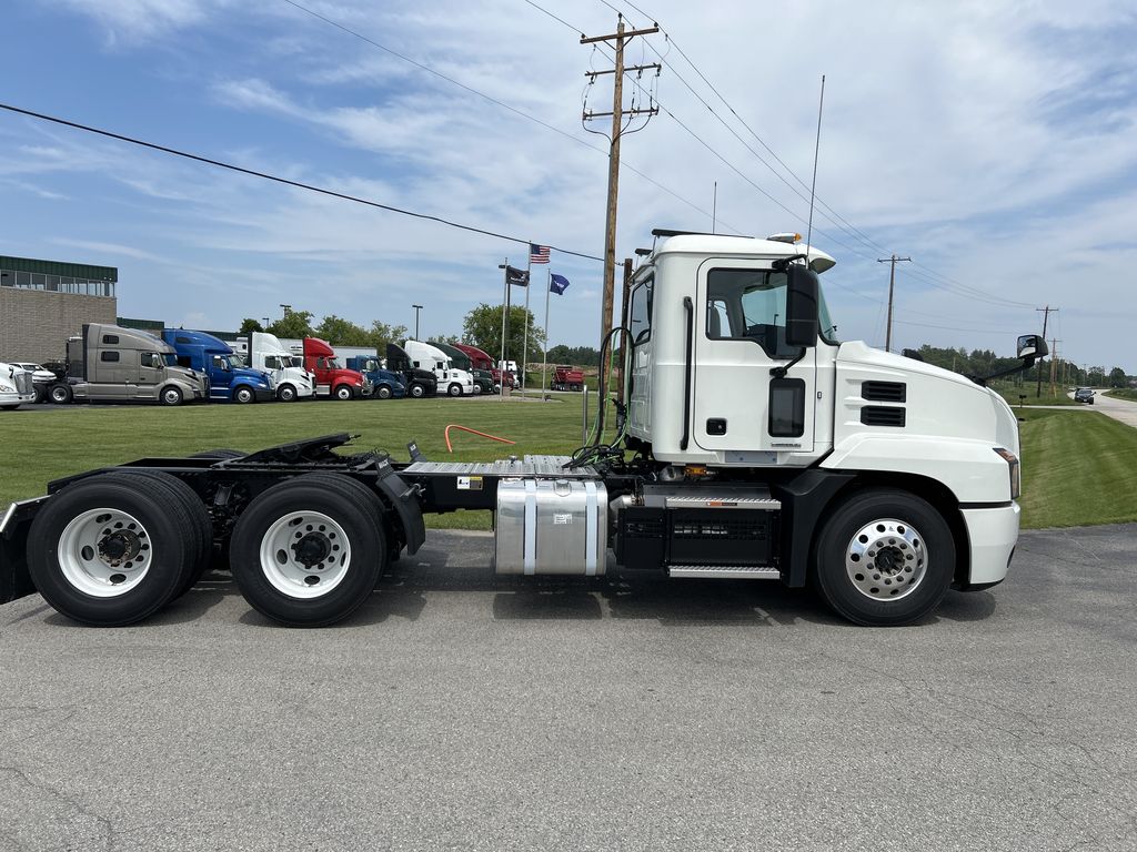 2024 MACK AN64T DC AN047790 - image 6 of 6