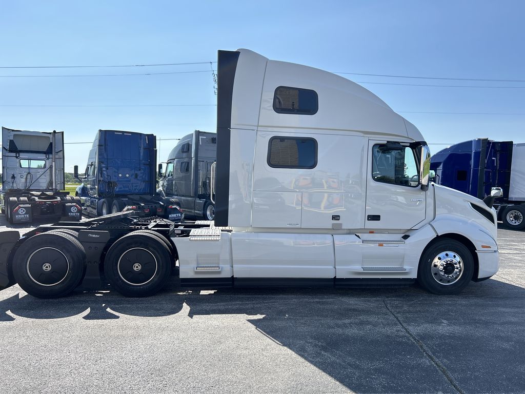 2024 VOLVO VNL64T860 662628 - image 6 of 6