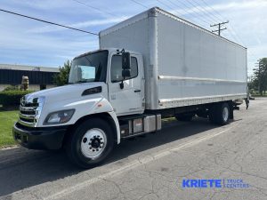 2019 HINO 268 heavymedium-duty-trucks-used-2019-hino-268-1423169-driver-side-front-angle-Image