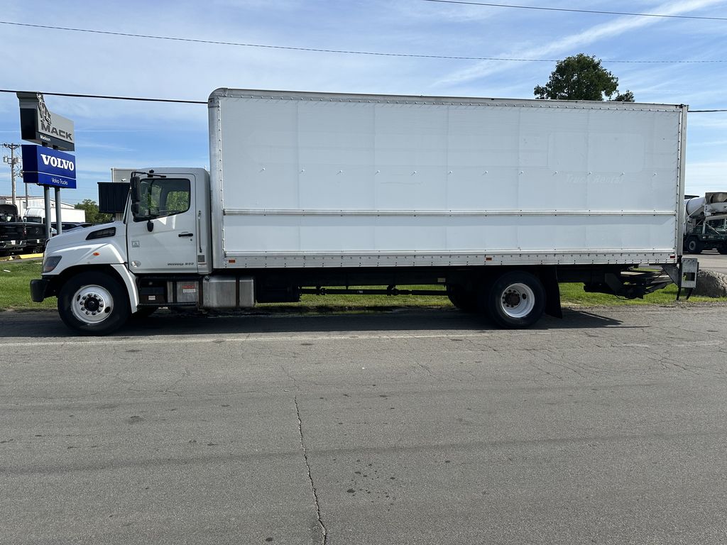 2019 HINO 268 H71650U - image 2 of 6