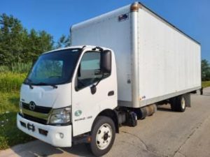 2019 HINO 195 heavymedium-duty-trucks-used-2019-hino-195-1869885-driver-side-front-angle-Image