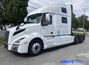 2024 VOLVO VNL64T860 heavymedium-duty-trucks-new-2024-volvo-vnl64t860-1127114-driver-side-front-angle-Image