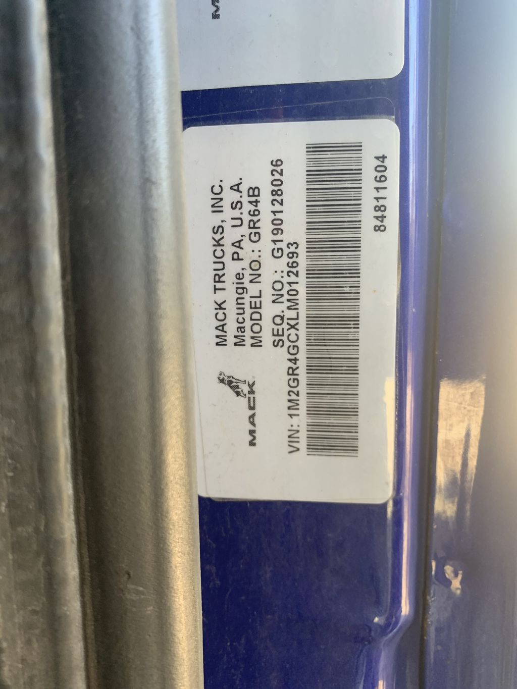 2020 MACK GR64B heavymedium-duty-trucks-used-2020-mack-gr64b-1153047-vin-tag-photo-Image