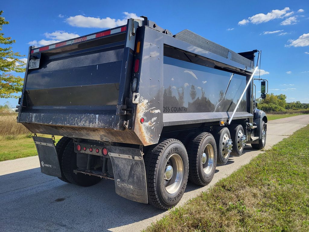 2021 MACK GR104B MAC1334U - image 5 of 6