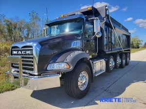 2021 MACK GR104B heavymedium-duty-trucks-used-2021-mack-gr104b-1375817-driver-side-front-angle-Image