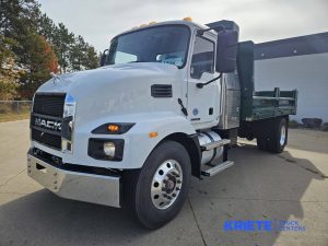 2024 MACK MD742 heavymedium-duty-trucks-new-2024-mack-md742-1362685-driver-side-front-angle-Image