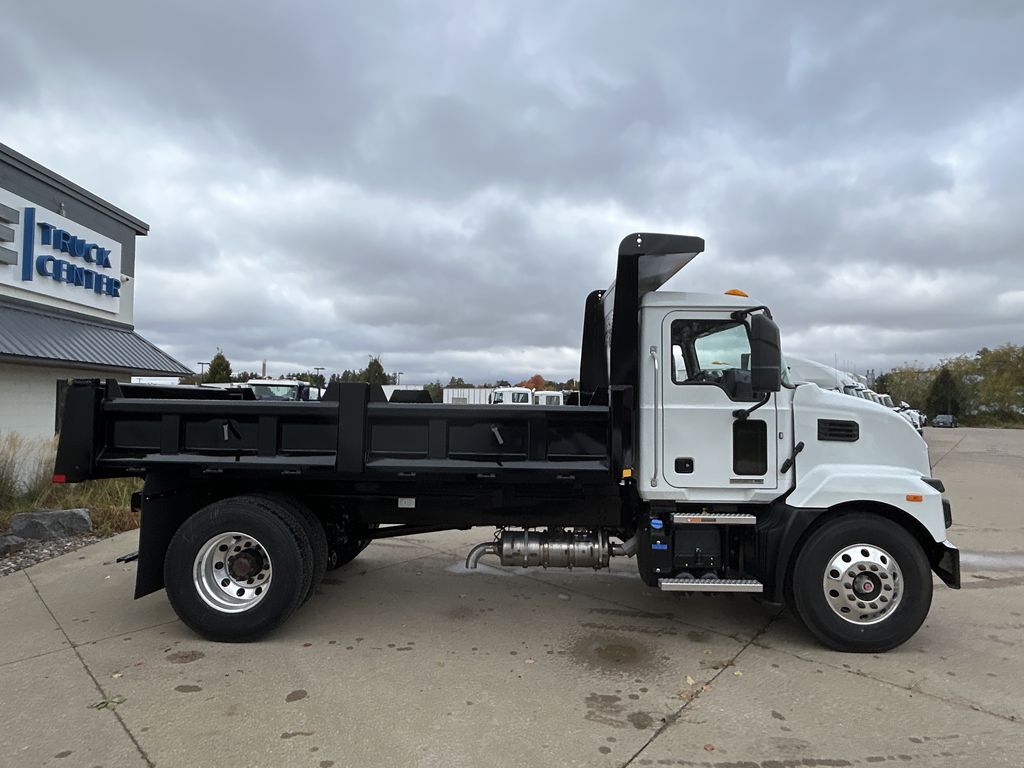 2024 MACK MD742 MMD074477 - image 6 of 6