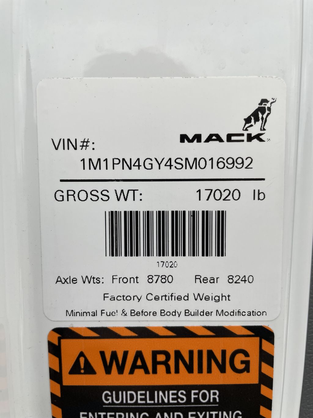 2025 MACK PI64T DC heavymedium-duty-trucks-new-2025-mack-pi64t-dc-1522836-vin-tag-photo-Image