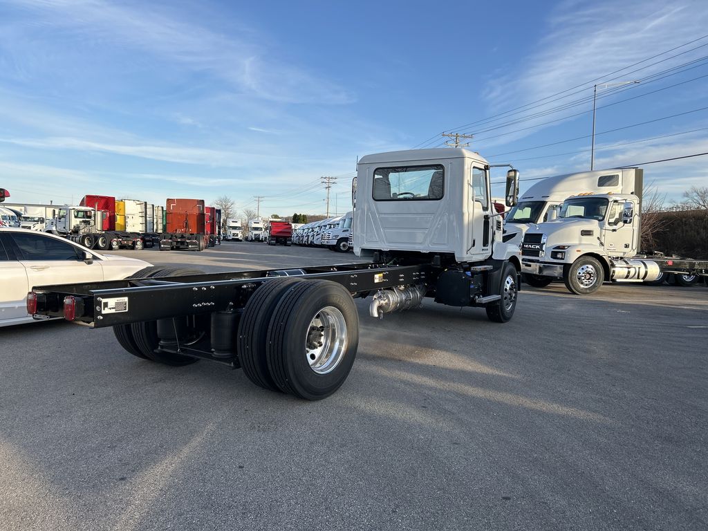 2025 MACK MD742 MMD076673 - image 5 of 6