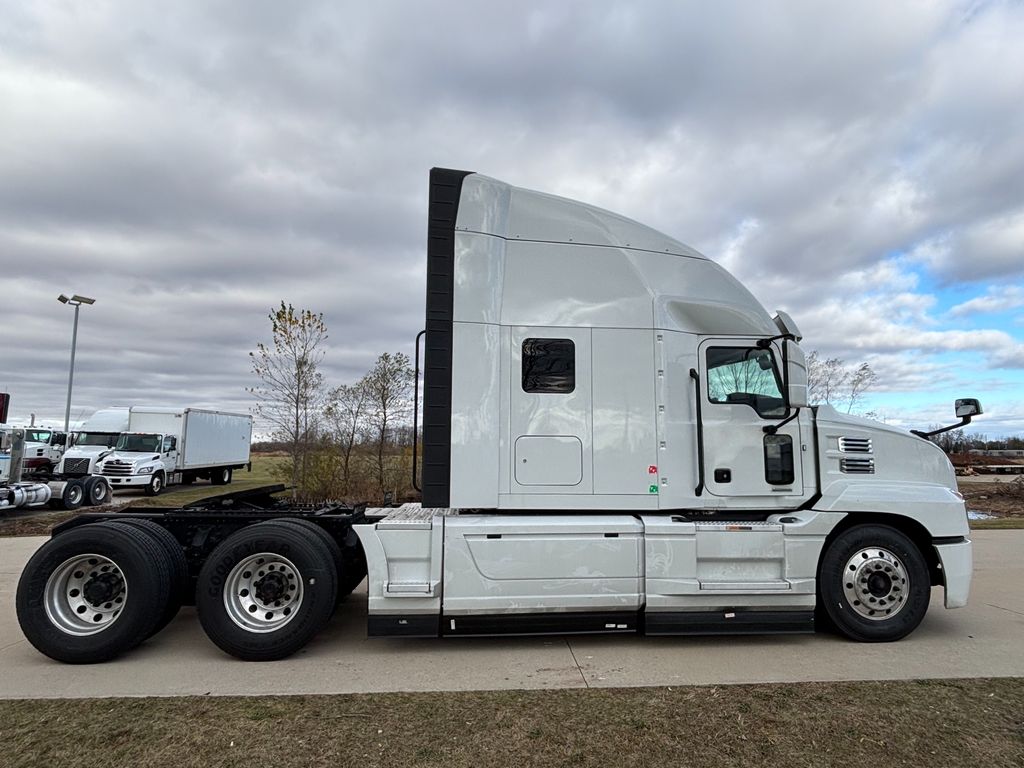 2024 MACK AN64T SLPR MAC42269U - image 6 of 6