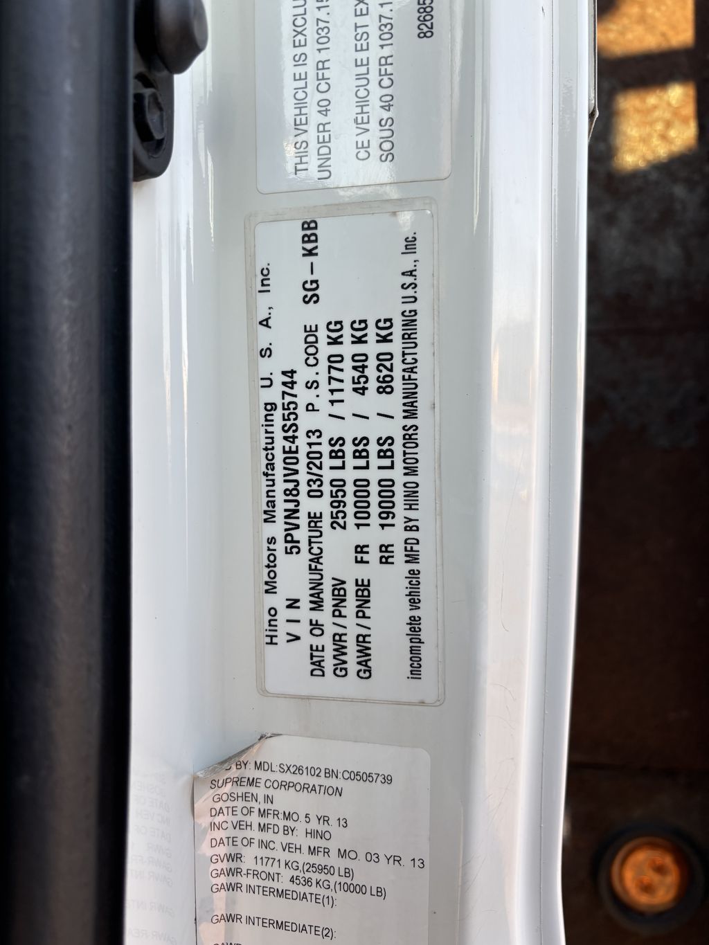 2014 HINO 268A heavymedium-duty-trucks-used-2014-hino-268a-1554786-vin-tag-photo-Image