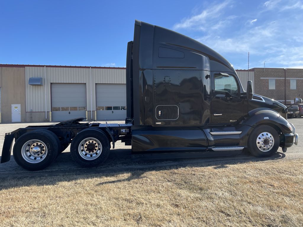 2020 KENWORTH T680 KW410478U - image 6 of 6