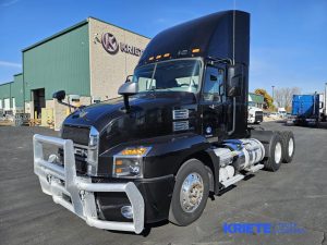 2020 MACK ANTHEM heavymedium-duty-trucks-used-2020-mack-anthem-1656128-driver-side-front-angle-Image