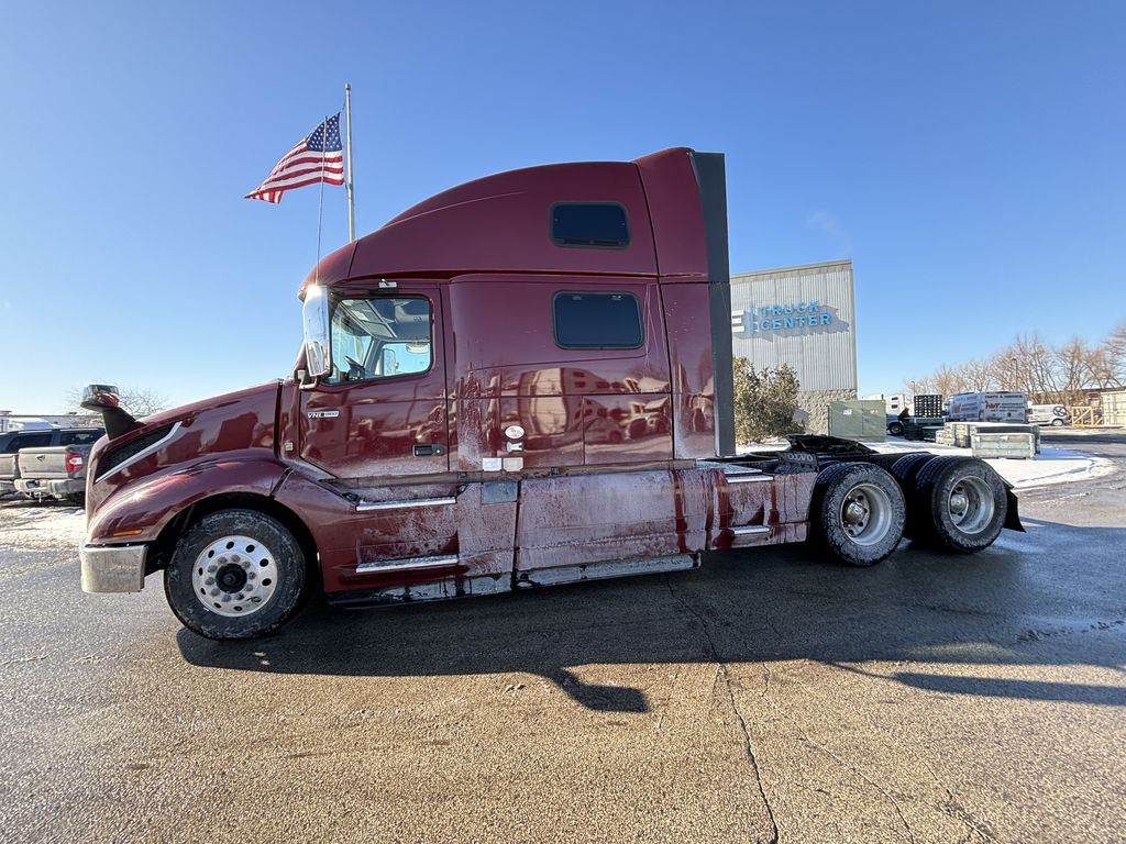 2022 VOLVO VNL64T860 V283304U - image 3 of 6