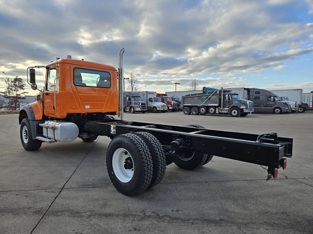 2025 MACK GR42F GR002787 - image 3 of 6