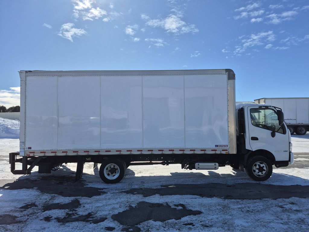 2018 HINO 155 H7067U - image 6 of 6