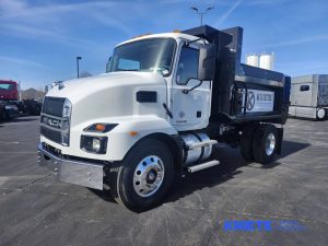 2024 MACK MD742 heavymedium-duty-trucks-new-2024-mack-md742-1705794-driver-side-front-angle-Image