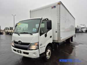 2018 HINO 195 heavymedium-duty-trucks-used-2018-hino-195-1703977-driver-side-front-angle-Image