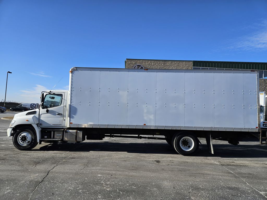 2019 HINO 268A H70902U - image 2 of 6