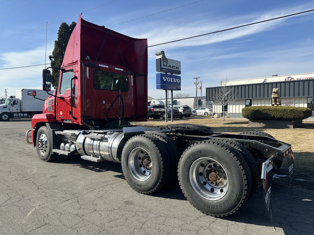 2020 MACK ANTHEM MAC9806U - image 3 of 6