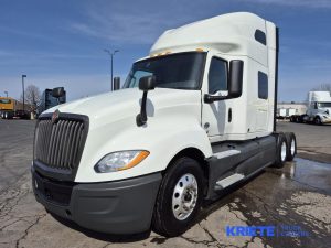 2021 INTERNATIONAL LT625 heavymedium-duty-trucks-used-2021-international-lt625-1808983-driver-side-front-angle-Image