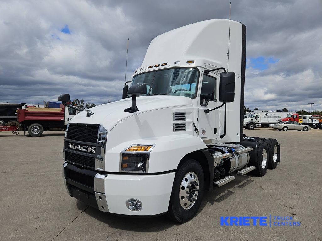 2025 MACK AN64T DC AN053960 - image 1 of 6