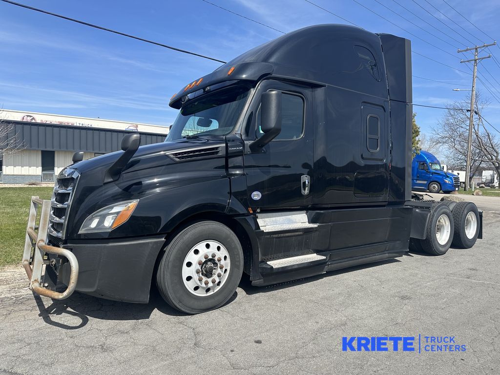 2019 FREIGHTLINER Cascadia FR9520U - image 1 of 6