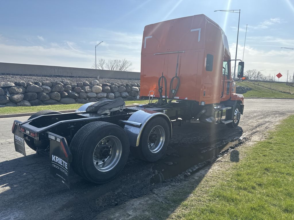 2019 MACK ANTHEM MAC10863U - image 5 of 6