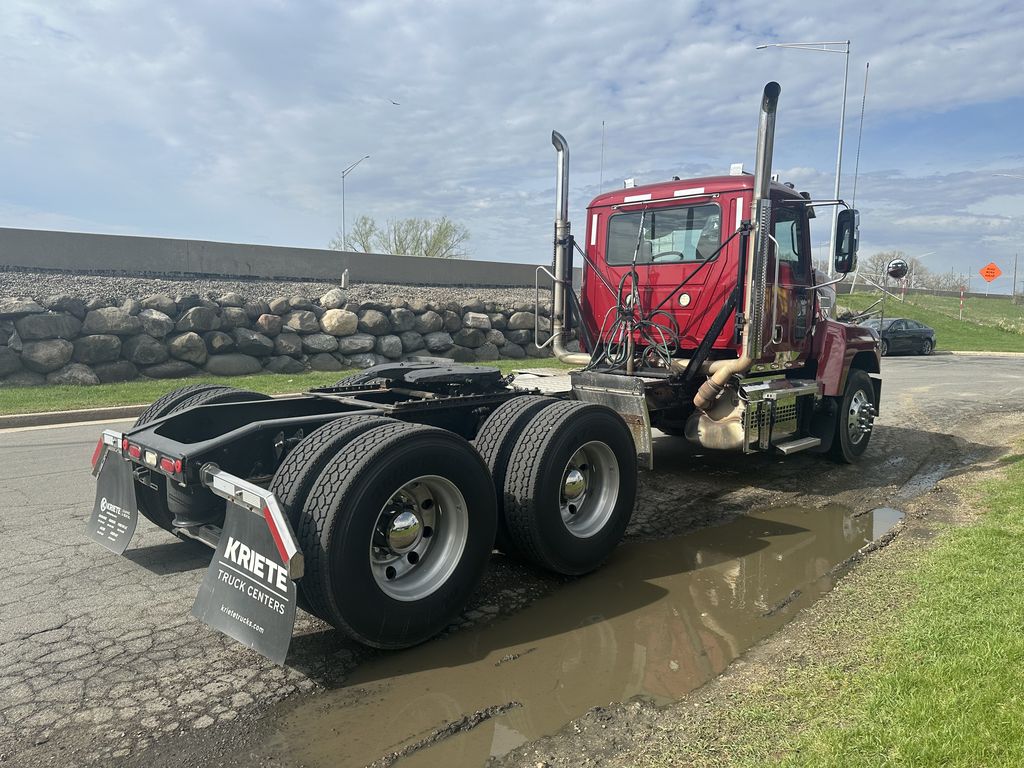 2019 MACK PI64T MAC2765U - image 5 of 6