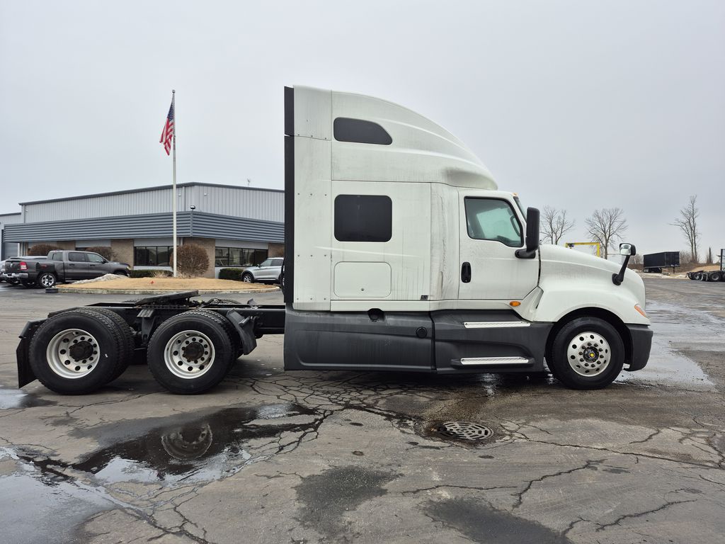 2021 INTERNATIONAL LT625 IH170477U - image 6 of 6