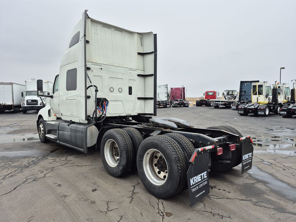 2021 INTERNATIONAL LT625 IH170477U - image 3 of 6