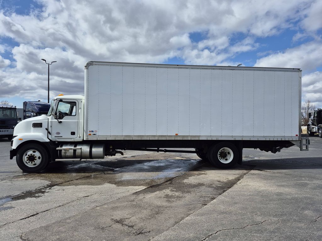 2021 MACK MD642 MAC1108U - image 2 of 6
