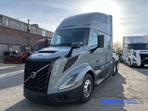 2026 VOLVO VNL64T860 heavymedium-duty-trucks-new-2026-volvo-vnl64t860-1585666-driver-side-front-angle-Image