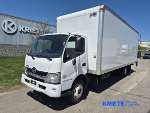 2018 HINO 195 heavymedium-duty-trucks-used-2018-hino-195-1786178-driver-side-front-angle-Image